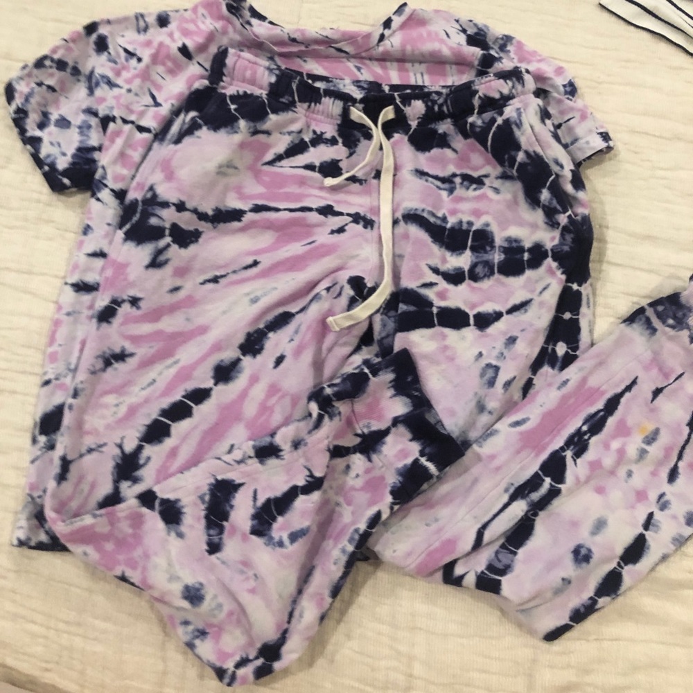 Monrow bamboo burst xs shirt and small sweats